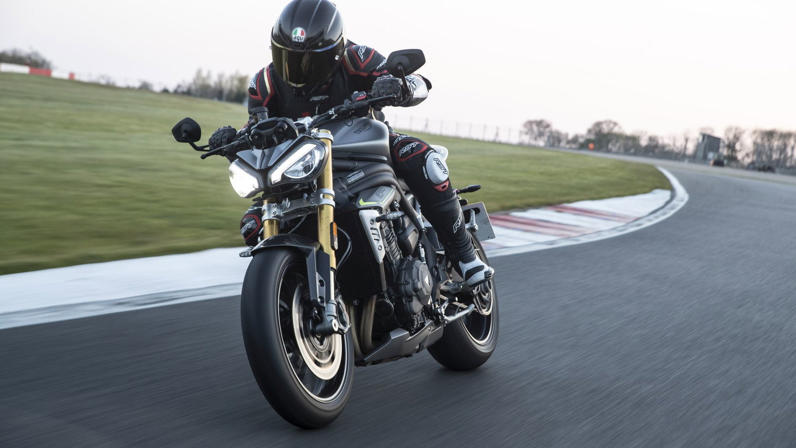 speed triple 2021 Visordown review